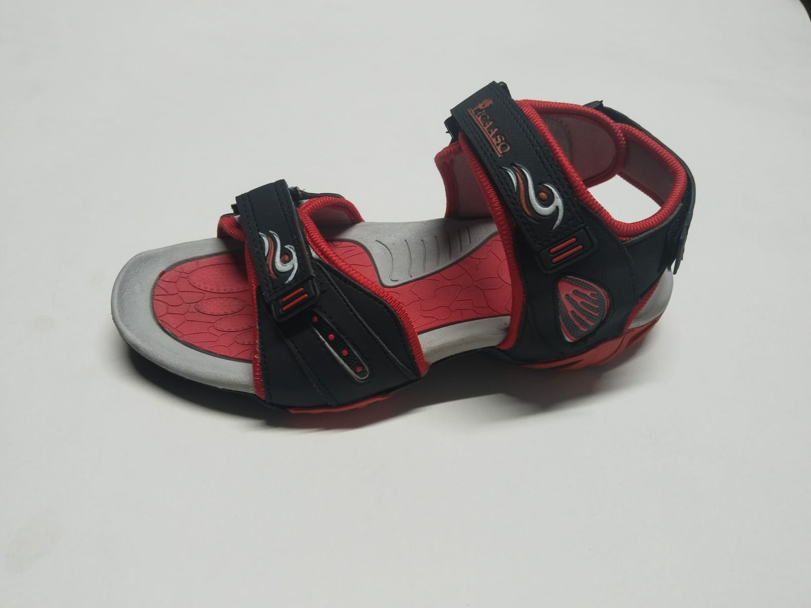 "LAP multi-terrain comfort sandals close-up detail"